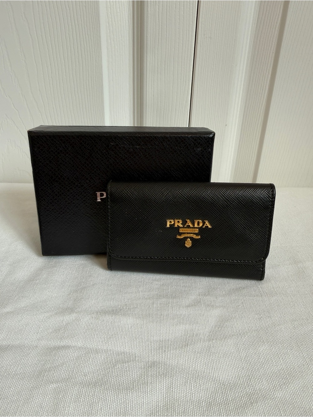 Authentic Prada Black Saffiano Metal Leather Six Ring Key Holder 1M0222